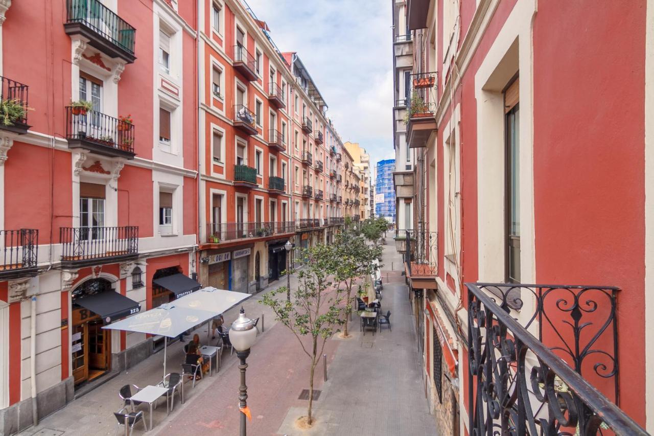 Ferienwohnung Muy Luminoso A 5 Min Del Centro De Bilbao Exterior foto